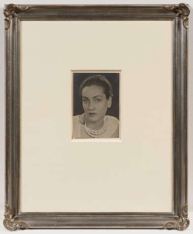 Man Ray. Meret Oppenheim with Necklace - фото 4