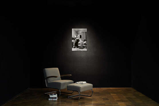 Helmut Newton. Portrait of Romy Schneider at Home, Paris - photo 5 Helmut Newton. Portrait of Romy Schneider at Home, Paris - photo 5