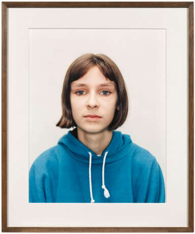 Rineke Dijkstra. Heinrich-Böll-Schule, Köln 1994 - photo 1 Rineke Dijkstra. Heinrich-Böll-Schule, Köln 1994 - photo 1