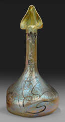 Loetz-Enghalsvase mit Silberauflage