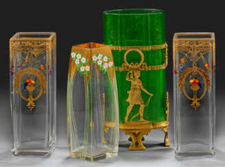 Vier Jugendstil-Vasen