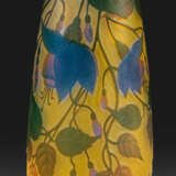 Jugendstil-Ziervase mit Fuchsien-Dekor von Gallé - фото 1