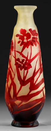 Jugendstil-Ziervase mit Blumen-Dekor von Gallé - фото 1