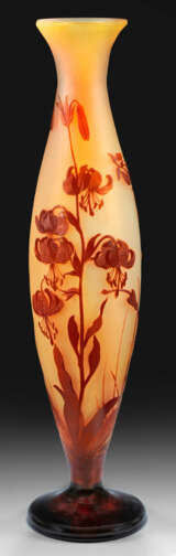 Gallé-Vase mit "Lys tigré"-Dekor - фото 1