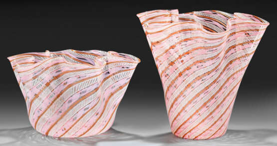 Zwei große "Fazzoletto"-Vasen - фото 1 Zwei große "Fazzoletto"-Vasen - фото 1