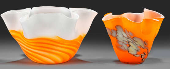 Zwei "Fazzoletto"-Vasen - Foto 1