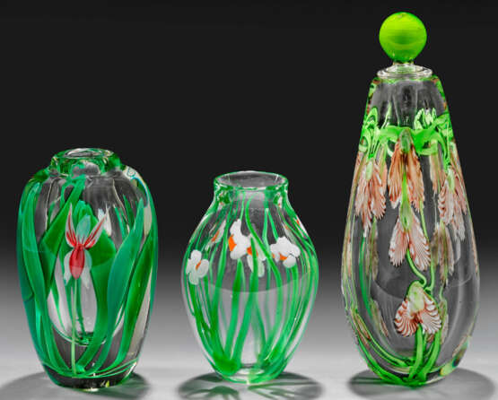 Zwei Vasen und ein Flakon - фото 1