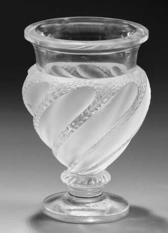Lalique-Vase "Ermenonville" - фото 1 Lalique-Vase "Ermenonville" - фото 1