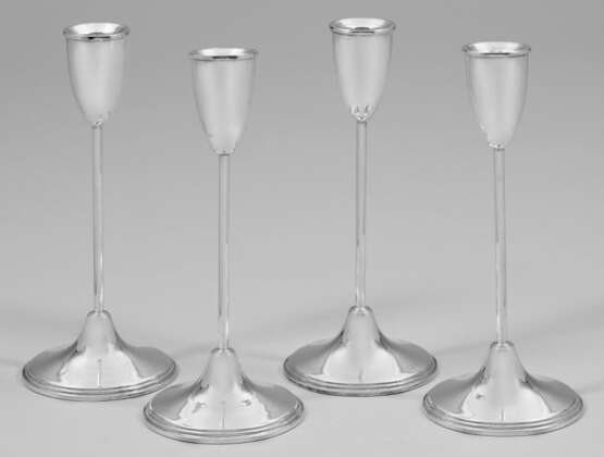 Vier Tulpenleuchter - photo 1