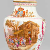 Eckwandbrunnen mit Teniers-Szene und Wappen - photo 1