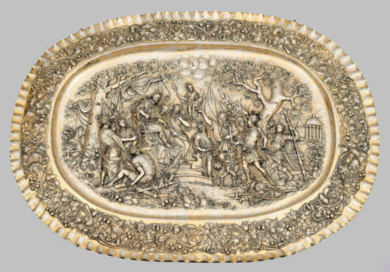 Monumentale Historismus-Schauplatte - photo 1