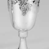 Weinpokal mit Traubendekor - Foto 1