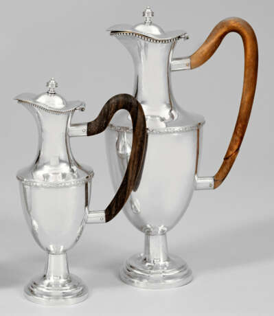 Paar klassizistische Schenkkannen - photo 1