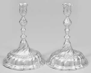 Paar feine Rokoko-Tafelleuchter