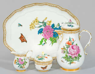 Kaffee-Solitär mit feiner Blumenmalerei von Meissen