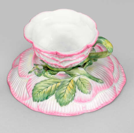 Tasse als Rosenblüte - фото 1