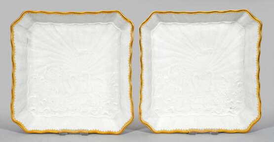 Paar Carréschalen mit Schwanenservice-Dekor - фото 1