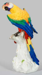 Große Figur "Papagei auf Stamm"