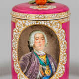 Walzenkrug mit Porträt von König August III. - фото 1