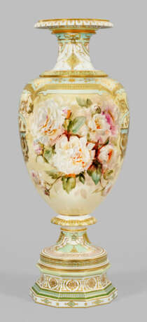 Bedeutende monumentale KPM Berlin-Prunkvase mit Weichmalerei - photo 4