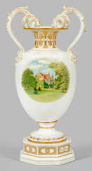 Seltene KPM Berlin Schlangenhenkelvase mit Besitzungen