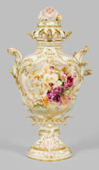 Prachtvolle KPM Berlin Potpourrivase mit Weichmalerei