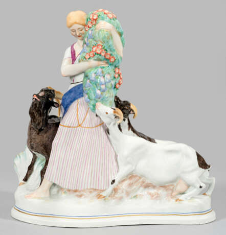 Seltene große Jugendstil-Figurengruppe "Mädchen mit Ziegen" - photo 1