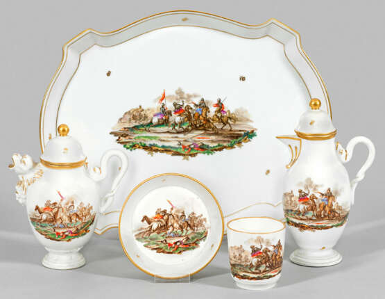 Seltenes Solitaire-Service mit Bataillenszenen - фото 1 Seltenes Solitaire-Service mit Bataillenszenen - фото 1
