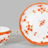 Seltene Meissen Tasse mit Prunusblüten aus einem Service - фото 1