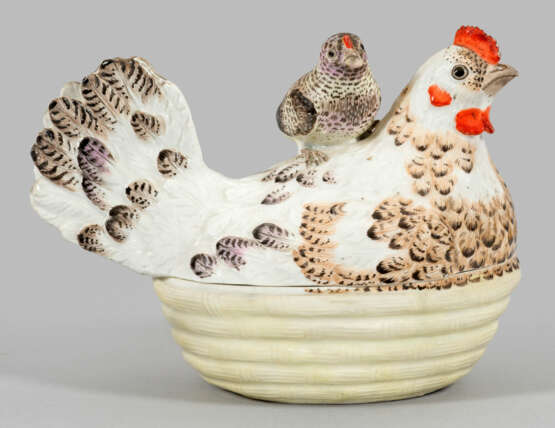 Henne im Korb von Meissen - photo 1 Henne im Korb von Meissen - photo 1