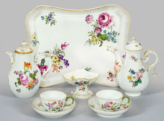 Tête-à-tête mit Blumendekor - фото 1 Tête-à-tête mit Blumendekor - фото 1