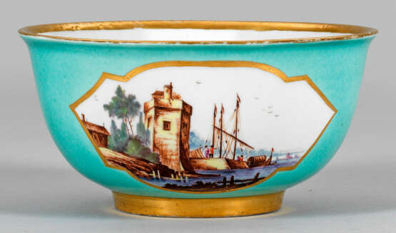 Zierkumme mit Türkisfond und Kauffahrteiszenen - фото 1
