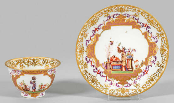 Frühes Böttgerporzellan-Koppchen mit Chinoiserien - фото 1