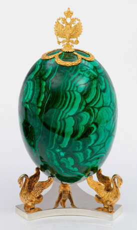 Malachit-Ei mit Silberpodest - photo 1 Malachit-Ei mit Silberpodest - photo 1