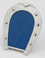 Rahmen in Hufeisenform