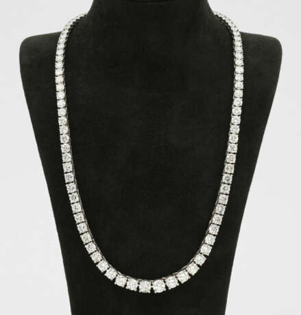 Hochkarätiges Brillant-Rivière-Collier - фото 1