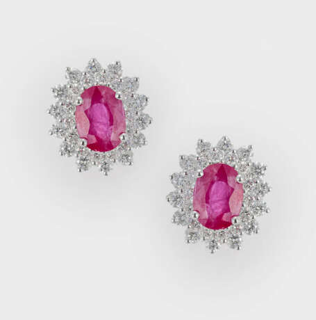 Paar klassische Rubin-Brillantohrringe - фото 1