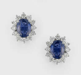 Paar klassische Saphir-Brillant-Ohrringe