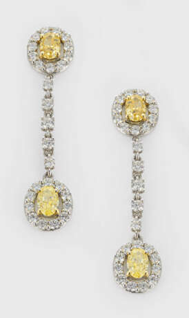 Paar Fancy Diamant-Ohrgehänge - фото 1