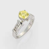 Exquisiter Fancy Brillantsolitär-Ring - Foto 1