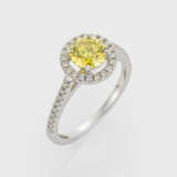 Eleganter Fancy Brillantsolitär-Ring - фото 1