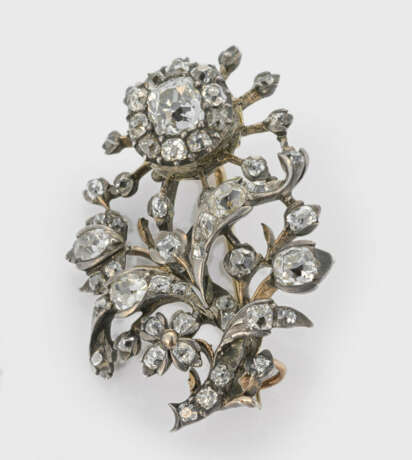 Belle Epoque Diamant-Blütenbrosche - фото 1
