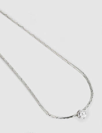 Brillantsolitär-Collier - photo 1 Brillantsolitär-Collier - photo 1