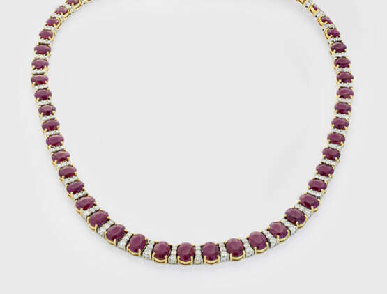 Elegantes Burma-Rubin-Collier - фото 1