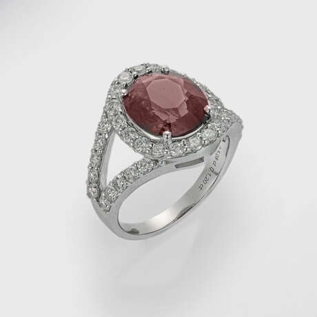 Seltener zweifarbiger Saphir-Brillantring - photo 1 Seltener zweifarbiger Saphir-Brillantring - photo 1