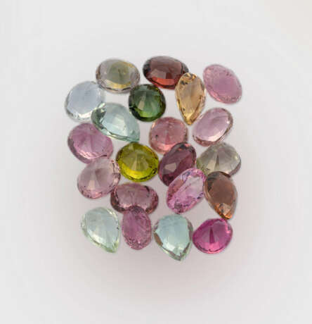 Kollektion von Turmalinen - Foto 1