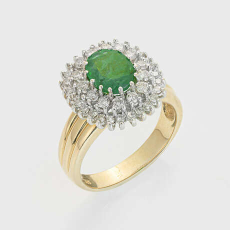 Entouragering mit Smaragd und Brillanten - photo 1