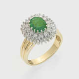 Entouragering mit Smaragd und Brillanten - photo 1