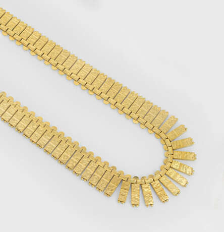 "Cleopatra"-Goldkette aus den 1960er Jahren - photo 1 "Cleopatra"-Goldkette aus den 1960er Jahren - photo 1