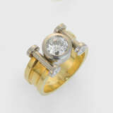 Extravaganter Diamantsolitär-Bandring - фото 1